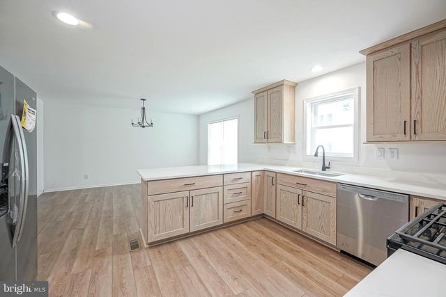 204 STRAND AVE, Sewell, NJ 08080