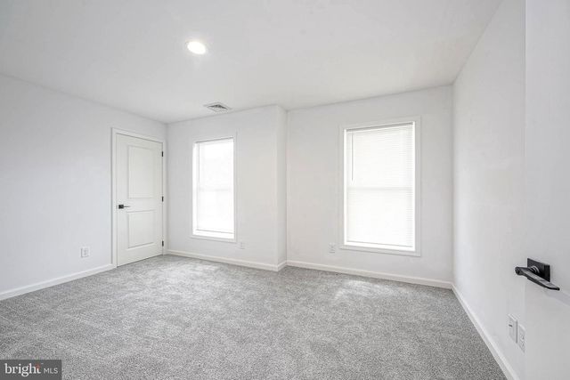 204 STRAND AVE, Sewell, NJ 08080