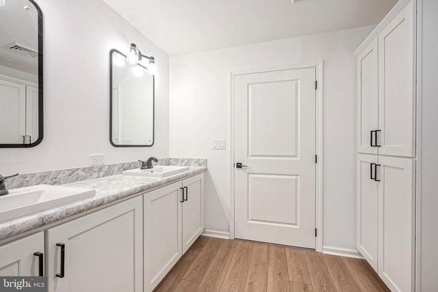 204 STRAND AVE, Sewell, NJ 08080
