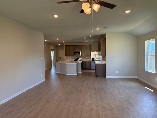 1715 San Jacinto, Brenham, TX 77833