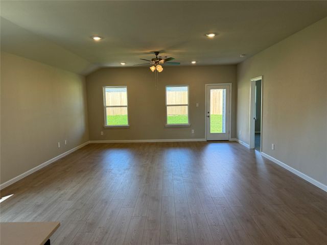 1715 San Jacinto, Brenham, TX 77833