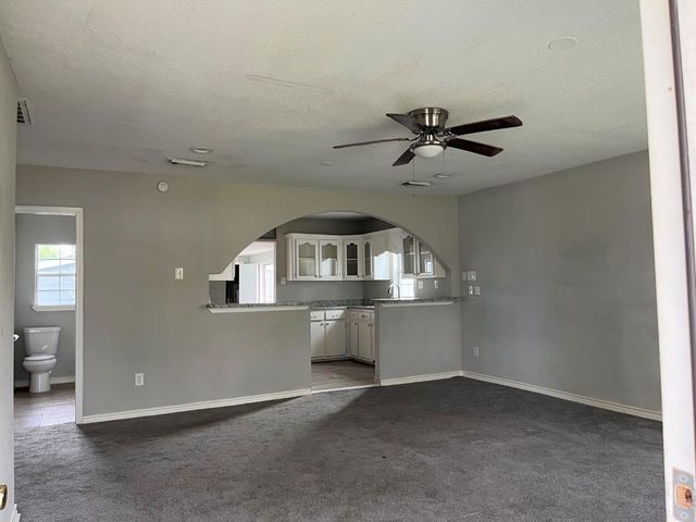 1507 W 5th Street, Freeport, TX 77541