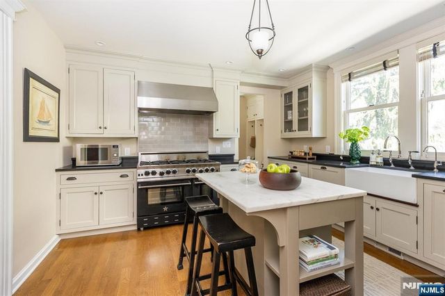 76 Edgemont Road, Montclair, NJ 07043