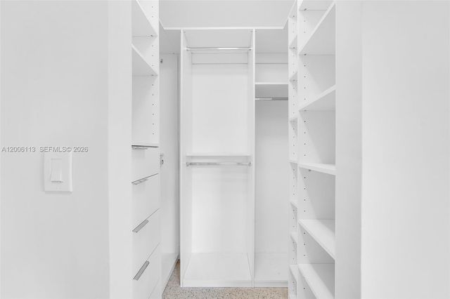 2 NW 89th St, El Portal, FL 33150