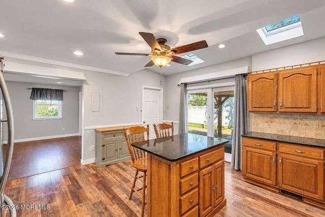 15 Hemingway Drive, Hazlet, NJ 07730