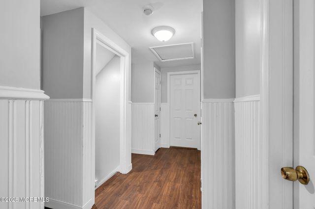 15 Hemingway Drive, Hazlet, NJ 07730