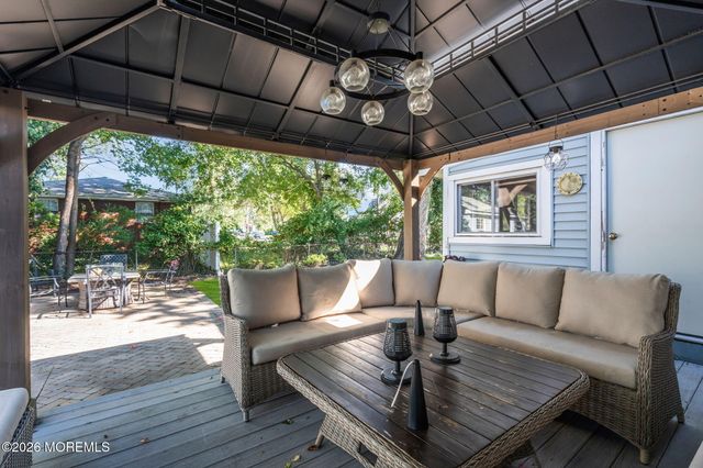 15 Hemingway Drive, Hazlet, NJ 07730
