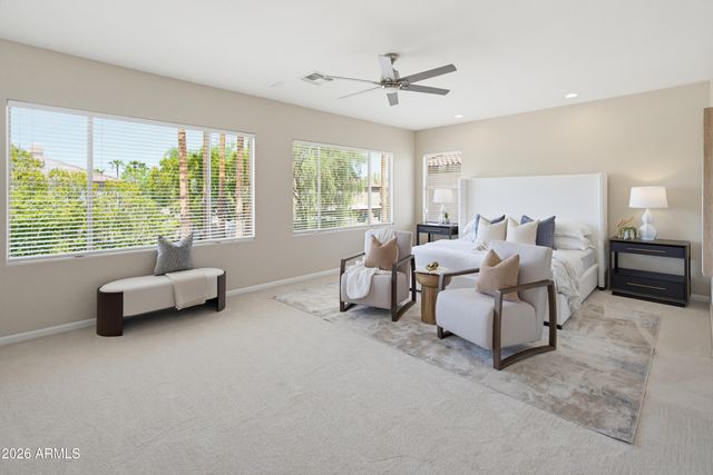 1550 E Saratoga Court, Gilbert, AZ 85296