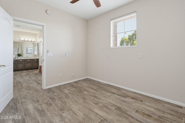 1550 E Saratoga Court, Gilbert, AZ 85296