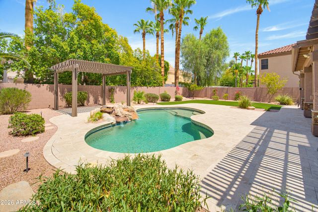1550 E Saratoga Court, Gilbert, AZ 85296