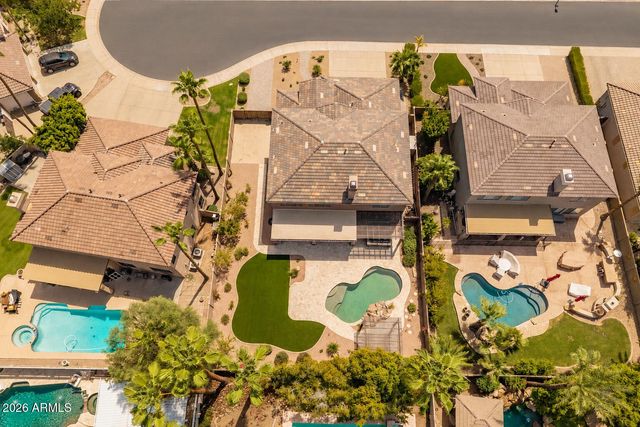 1550 E Saratoga Court, Gilbert, AZ 85296