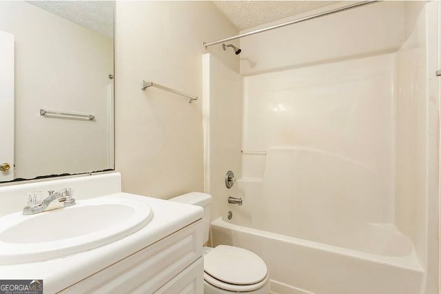 320 Willow Springs Drive, Jonesboro, GA 30238