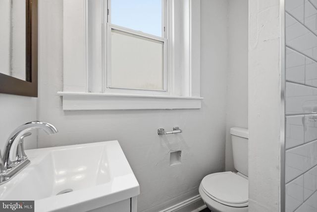 605 LYNDHURST ST, Baltimore, MD 21229