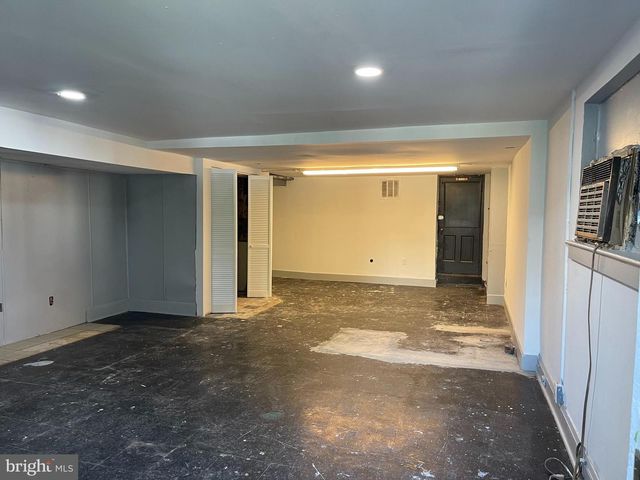 605 LYNDHURST ST, Baltimore, MD 21229