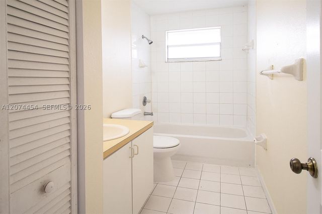 455 NW 14th St, Florida City, FL 33034