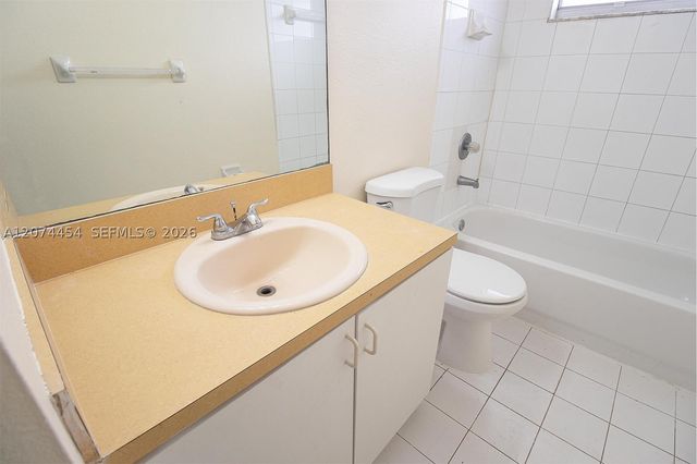 455 NW 14th St, Florida City, FL 33034