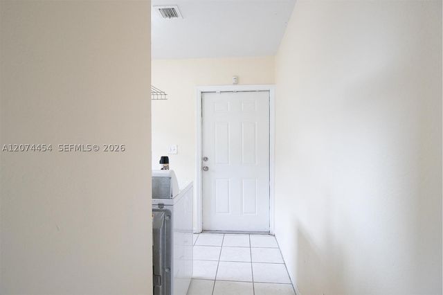 455 NW 14th St, Florida City, FL 33034