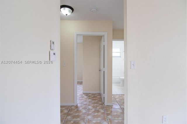 455 NW 14th St, Florida City, FL 33034