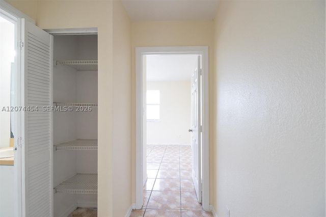 455 NW 14th St, Florida City, FL 33034