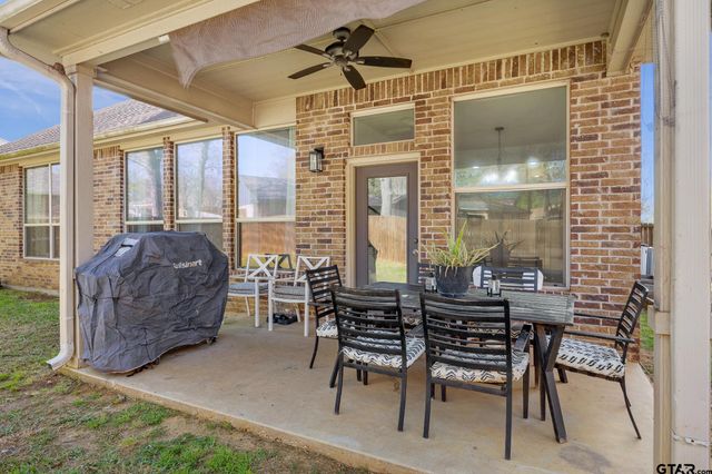 310 Rosebrook Cir, Whitehouse, TX 75791