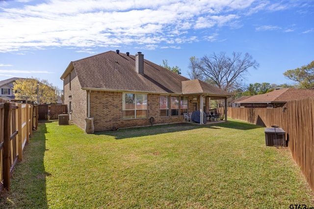 310 Rosebrook Cir, Whitehouse, TX 75791