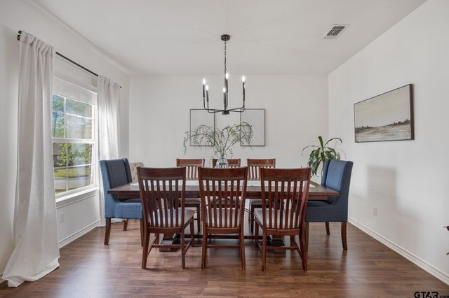 310 Rosebrook Cir, Whitehouse, TX 75791