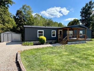 505 Pine Ridge Hill Ln, Hardinsburg, KY 40143