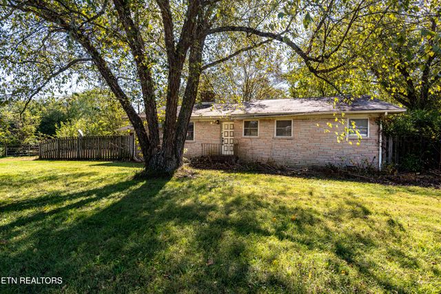 7120 Ball Camp Pike, Knoxville, TN 37931