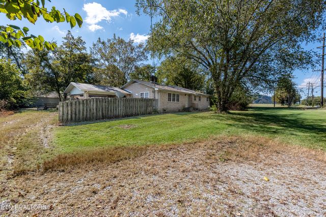 7120 Ball Camp Pike, Knoxville, TN 37931