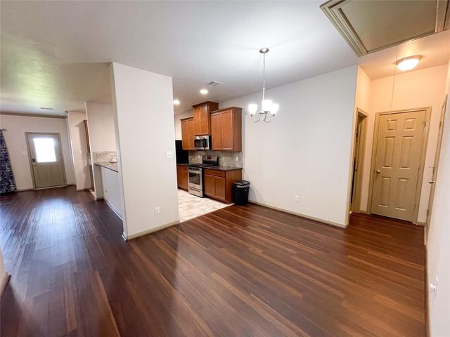 3419 Hollow Mist Drive, Texas City, TX 77591