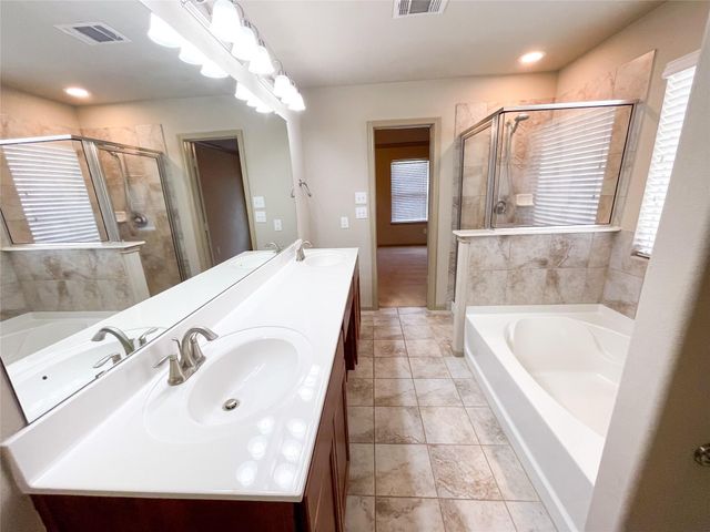 3419 Hollow Mist Drive, Texas City, TX 77591