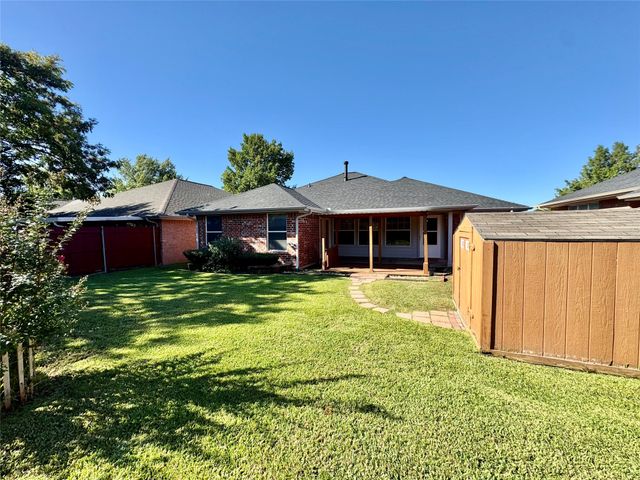 204 Bluebonnet Lane, Waxahachie, TX 75165