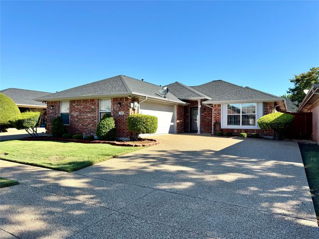 204 Bluebonnet Lane, Waxahachie, TX 75165