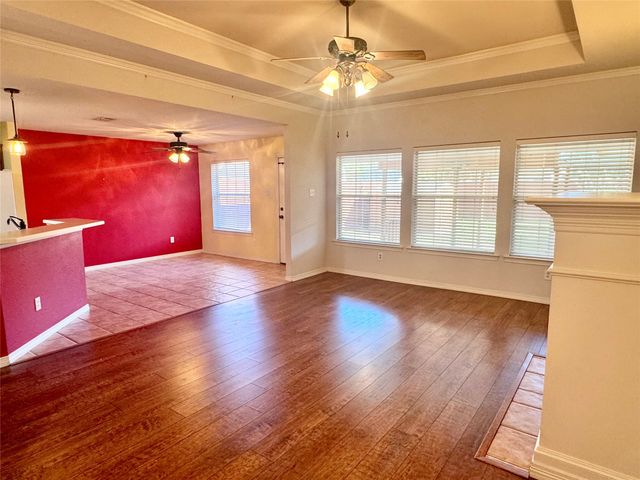204 Bluebonnet Lane, Waxahachie, TX 75165
