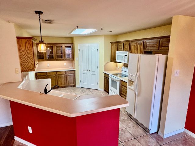 204 Bluebonnet Lane, Waxahachie, TX 75165