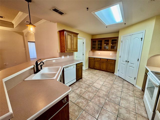 204 Bluebonnet Lane, Waxahachie, TX 75165