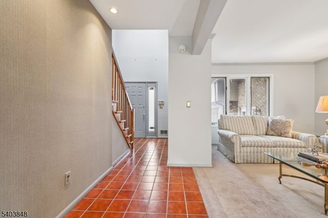 70 River Rd C3, Clifton City, NJ 07014