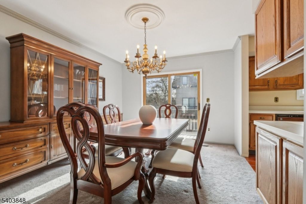 70 River Rd C3, Clifton City, NJ 07014