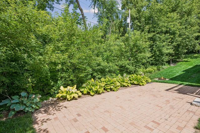 10416 Briar Circle, Bloomington, MN 55437
