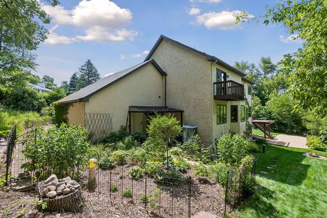 10416 Briar Circle, Bloomington, MN 55437
