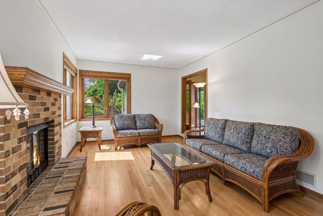 10416 Briar Circle, Bloomington, MN 55437