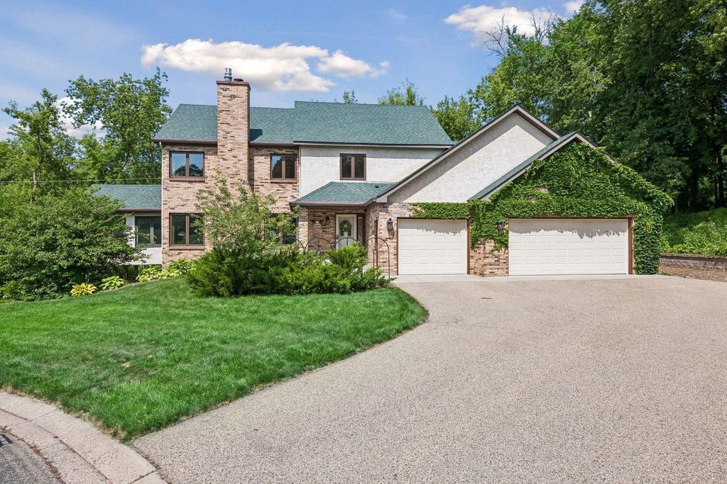 10416 Briar Circle, Bloomington, MN 55437 — photo 2