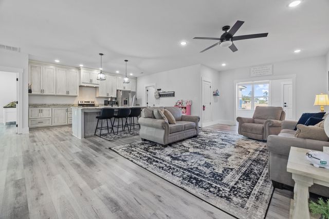 4486 Bethel Rd., Aynor, SC 29511