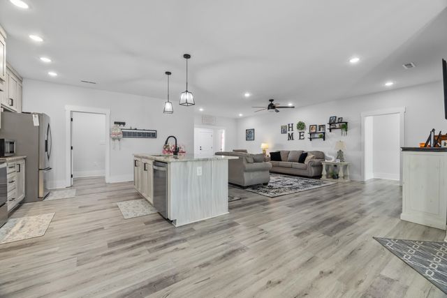 4486 Bethel Rd., Aynor, SC 29511