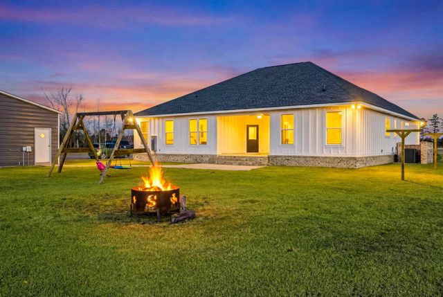 4486 Bethel Rd., Aynor, SC 29511