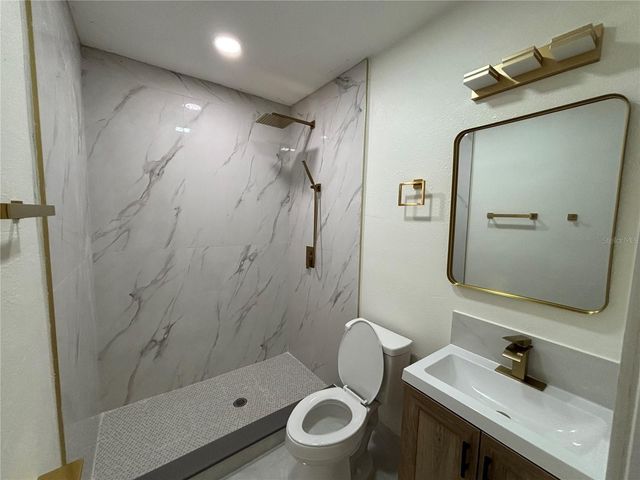 1215 NEW YORK AVENUE, Palm Harbor, FL 34683