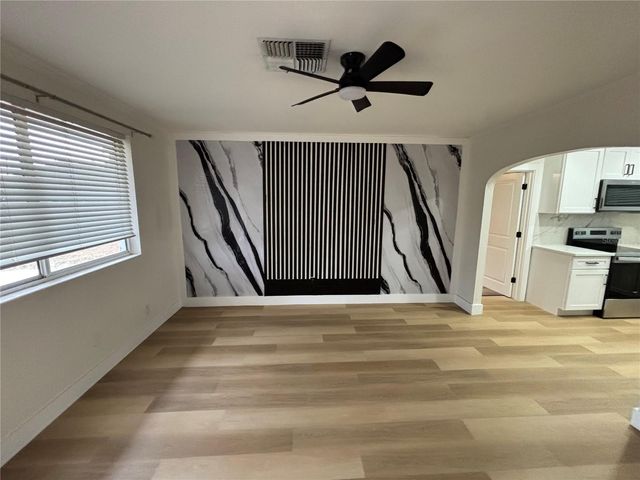 1215 NEW YORK AVENUE, Palm Harbor, FL 34683