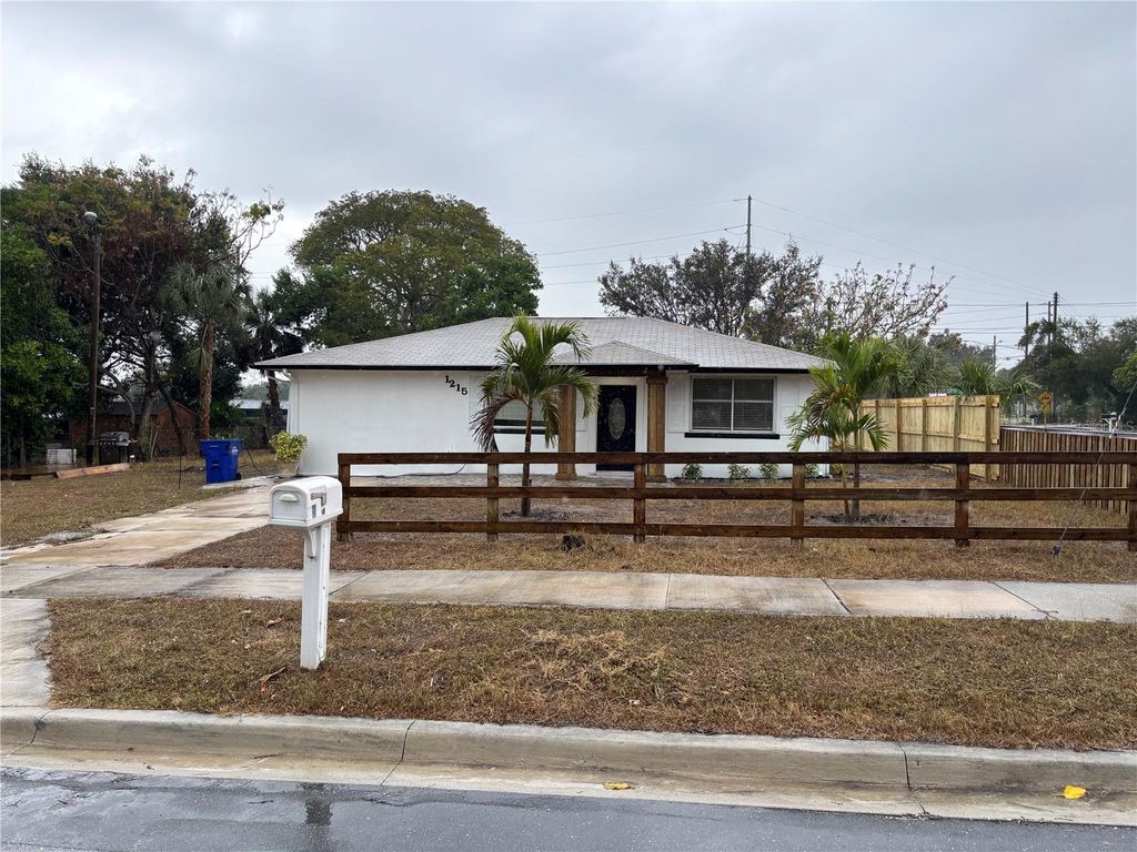 1215 NEW YORK AVENUE, Palm Harbor, FL 34683