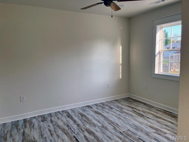 121 S Poplar, Dexter, MO 63841