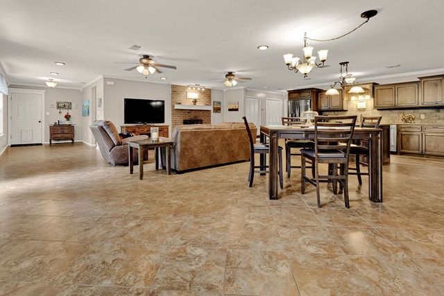 640 Northgate Drive, Hideaway, TX 75771
